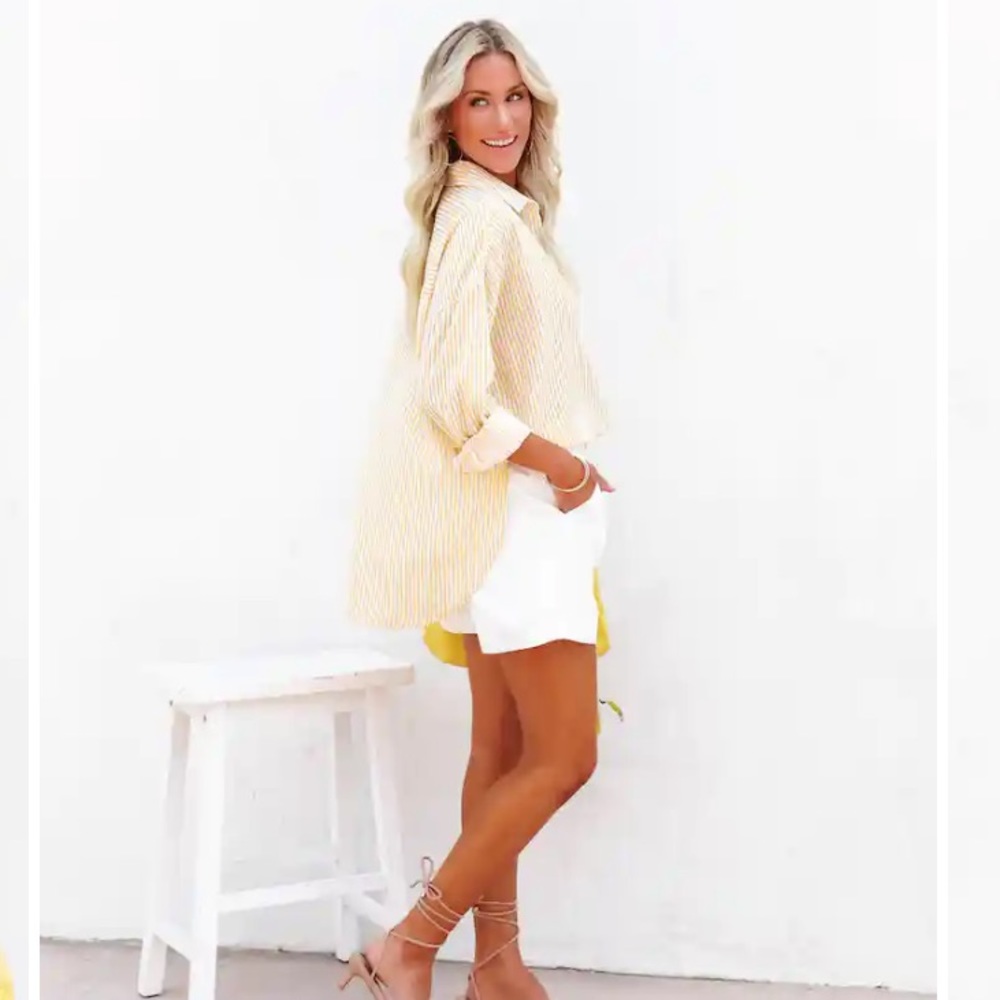 New Vici Aeryn Lemon button down